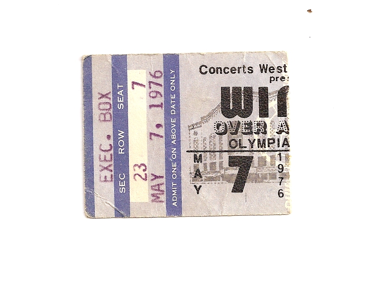 PaulMcCartneyAndWings1976-05-07OlympiaStadiumDetroitMI (2).jpg